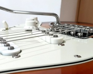 神戸,ギター教室,ギター,エレキ,アコギ,フェンダー,ストラト,日本製,madeinjapan,fender,stratcaster,stratocaster,herutage,60',3ts,設定,調整,bridge,ピックアップ,高さ,セッティング,マイク,シングルコイル